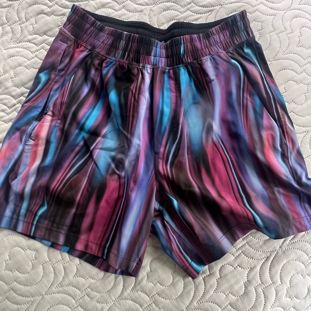 LULULEMON men’s athletics shorts in Multi-Color Marble Print XS -NEVER WORN!!